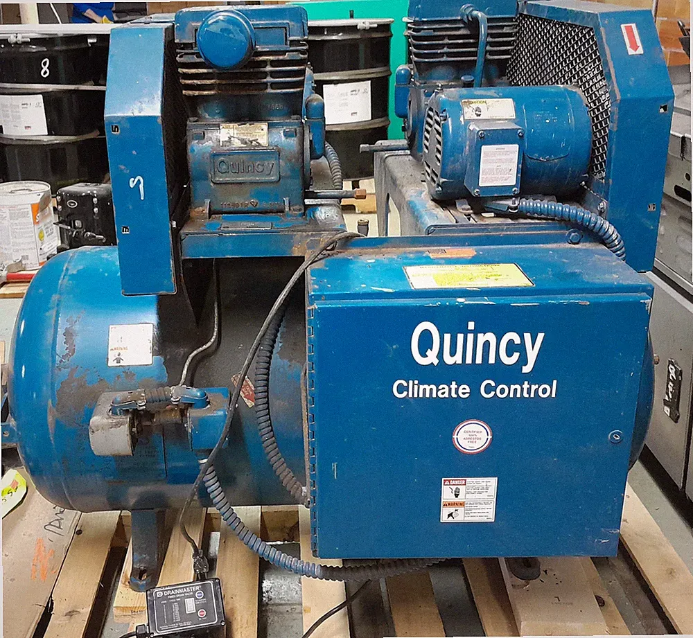1.5 HP QUINCY Twin Reciprocating Air Compressor System, 60 Gallon Tank MQC01006D