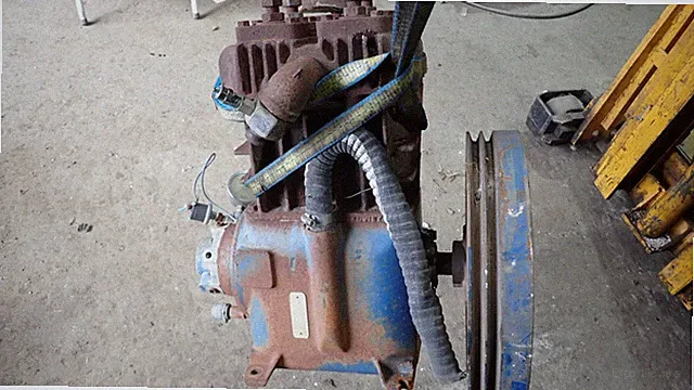 Quincy Piston Air Compressor Model 240 114561-1